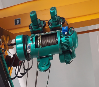 操控鋼絲繩電動(dòng)葫蘆時(shí)怎么把誤差控制在1毫米內(nèi)